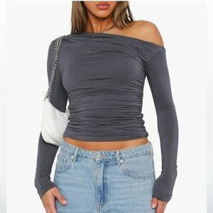 Darong Long Sleeve Boat Neck Off Shoulder Slim Fit Shirt